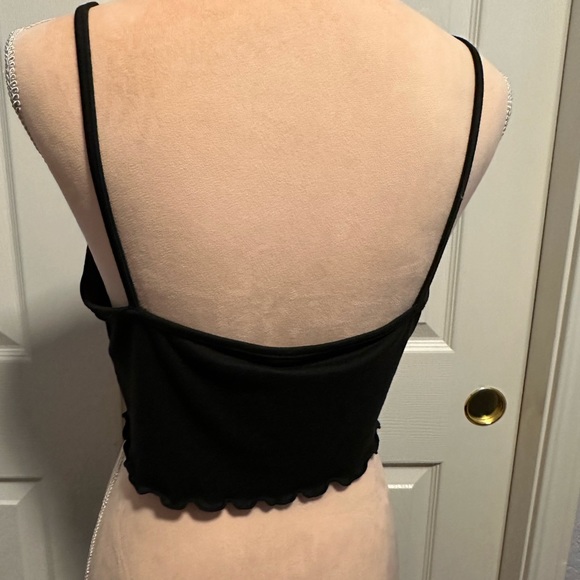 Moon And Letter Graphic Scallop Trim Crop Top - Picture 3 of 6